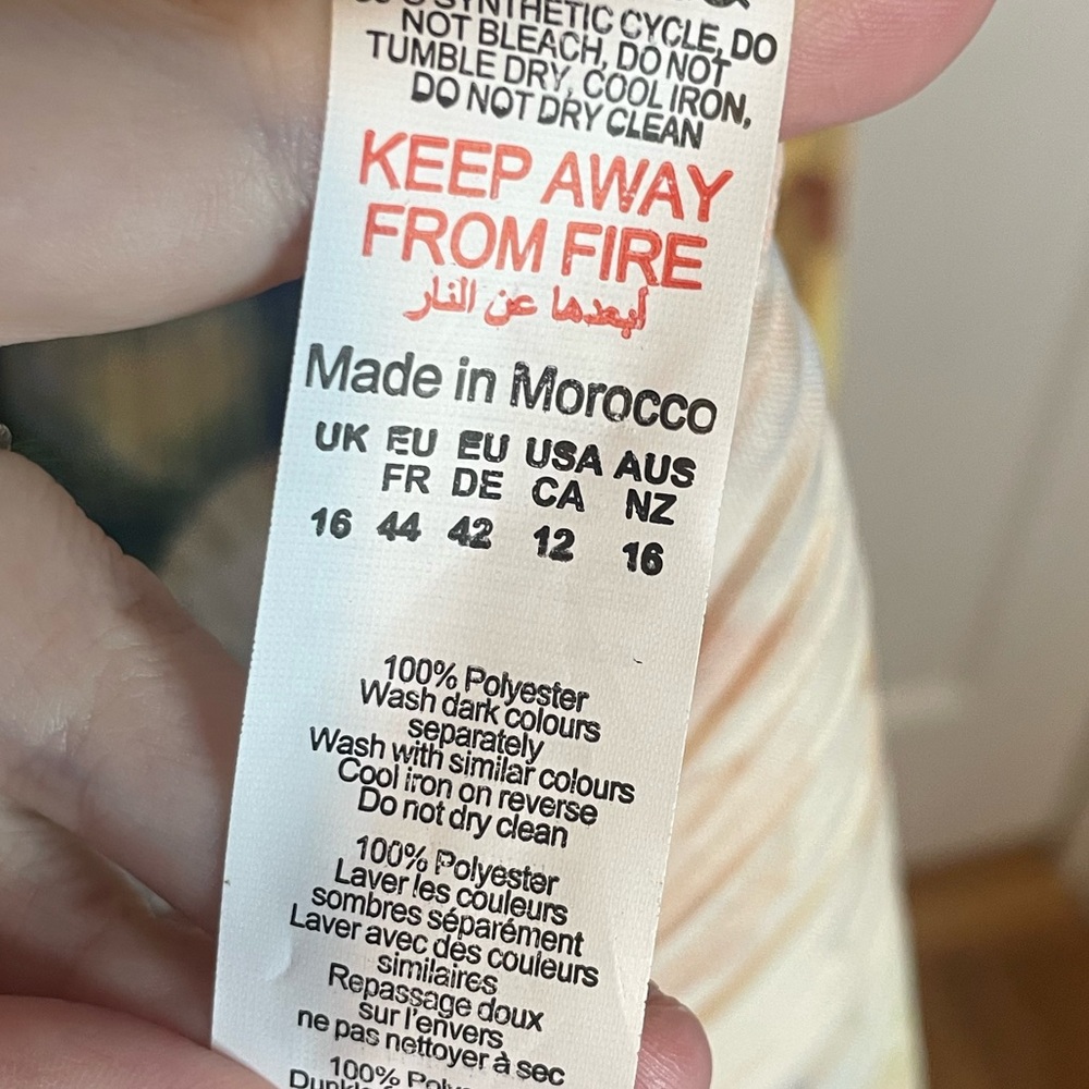 PRETTY LITTLE THING - Halter floral pleated dress - Picture 7 of 8